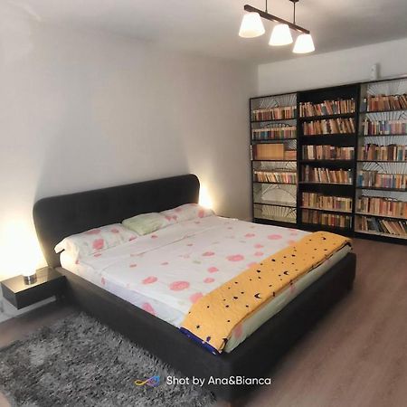 Duck Apartment Bucureşti Ngoại thất bức ảnh
