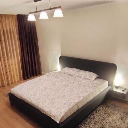 Duck Apartment Bucureşti Ngoại thất bức ảnh
