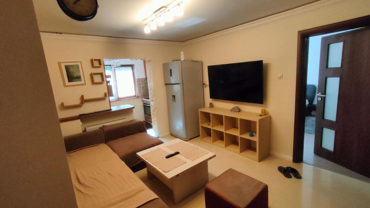 Duck Apartment Bucureşti Ngoại thất bức ảnh