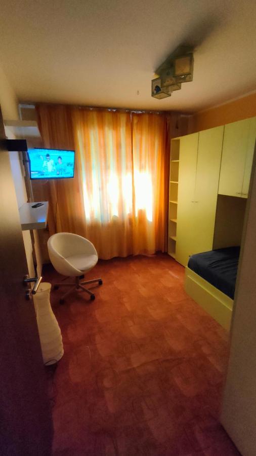 Duck Apartment Bucureşti Ngoại thất bức ảnh