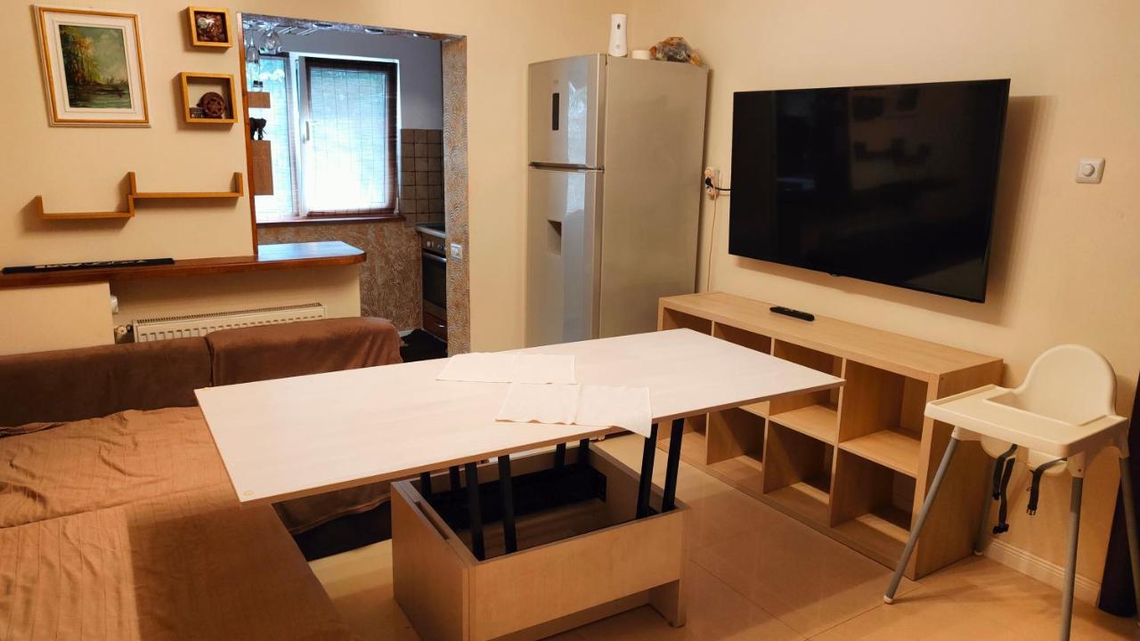 Duck Apartment Bucureşti Ngoại thất bức ảnh