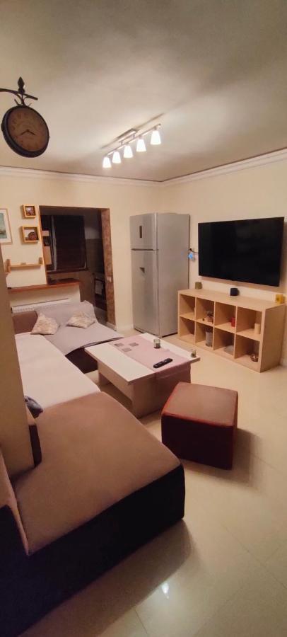 Duck Apartment Bucureşti Ngoại thất bức ảnh