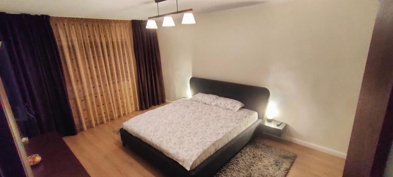 Duck Apartment Bucureşti Ngoại thất bức ảnh
