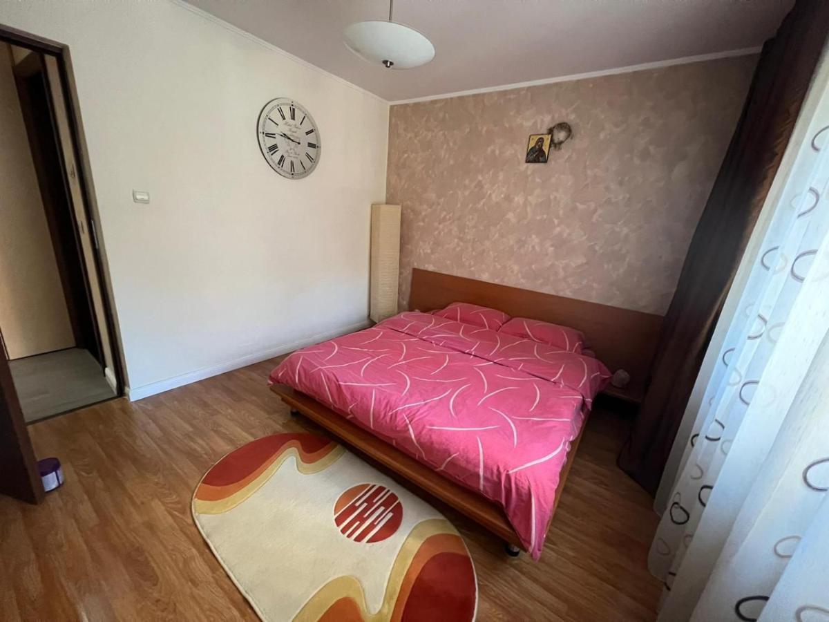 Duck Apartment Bucureşti Ngoại thất bức ảnh